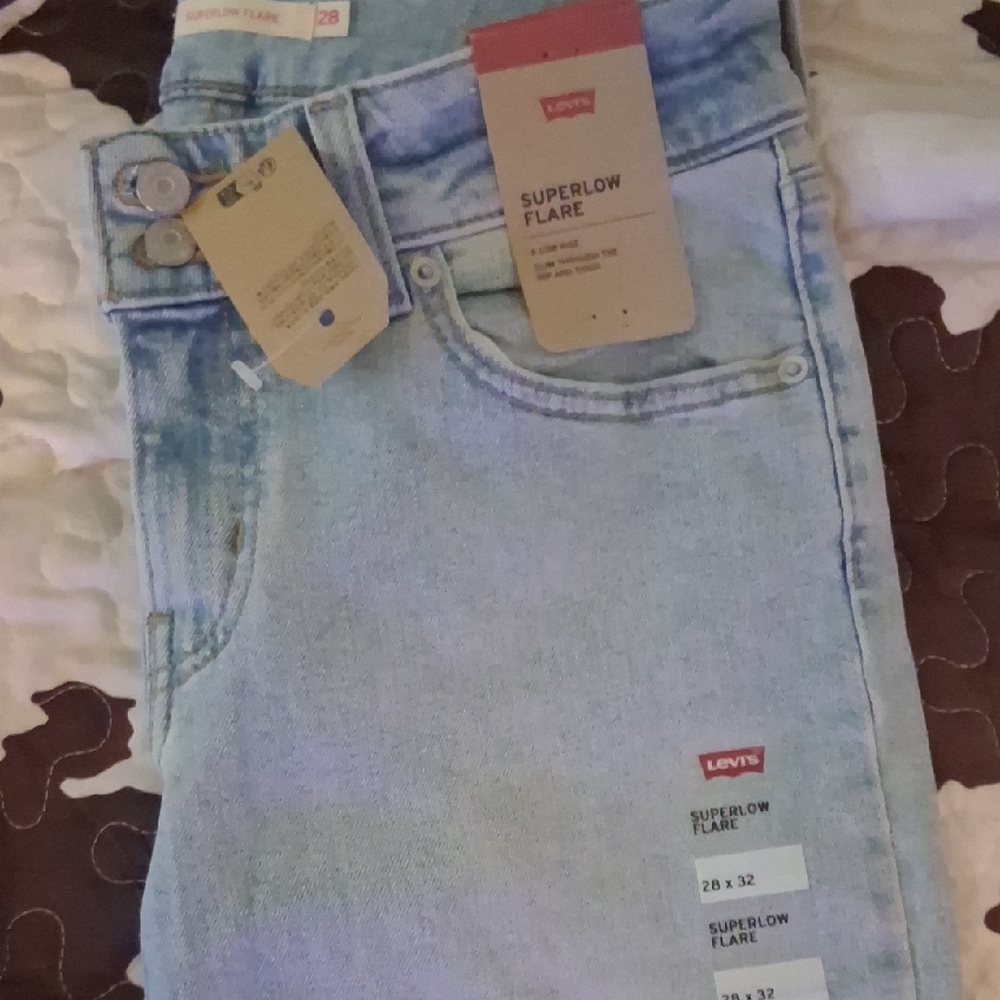 *NWT Levi's Superlow Flare Jeans in Light Blue